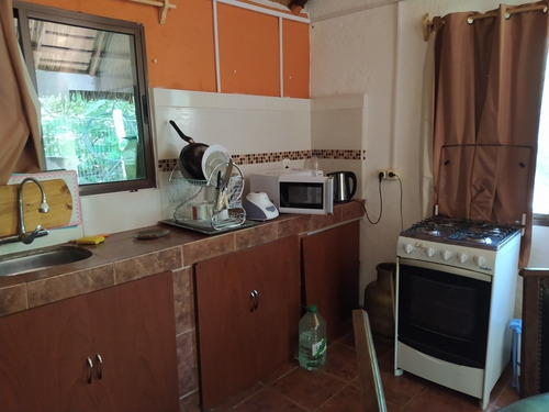 Casa De 1 Dormitorio Amplio Con Anexo