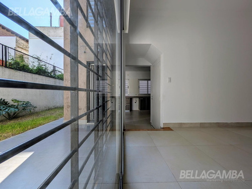 Casa Venta Vicente Lopez 4 Ambientes Cochera Apto Credito