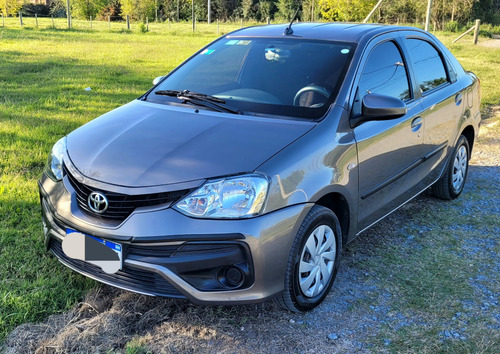 Toyota Etios 1.5 Sedan Xs