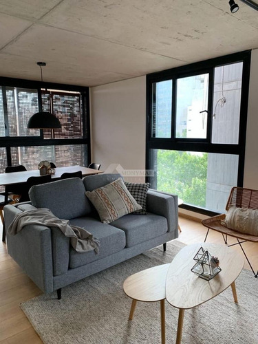 Venta Apartamento 3 Dormitorios Centro Andes Y Soriano Ed.alma Brava