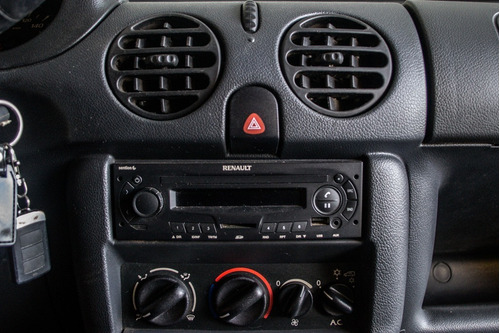 Imagen 17 de 20 de Renault Kangoo Confort 1.5 Diesel