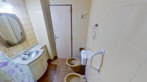 2 Departamentos A Reciclar Con Conexión En Recoleta