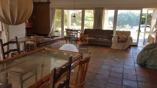Casa En Venta A Reciclar, Segunda Linea Al Mar- Ref: 8087