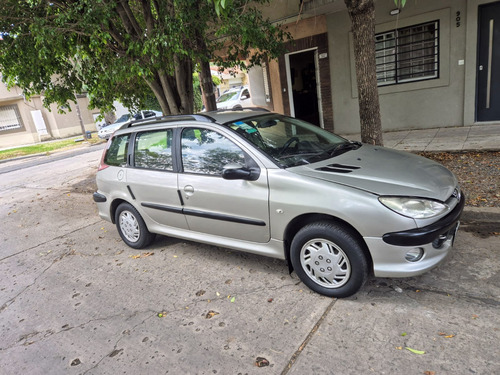Peugeot 206 1.6 Sw Premium