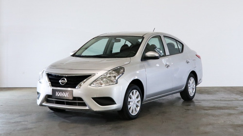 Nissan Versa 1.6 Advance Mt - 138087 - C