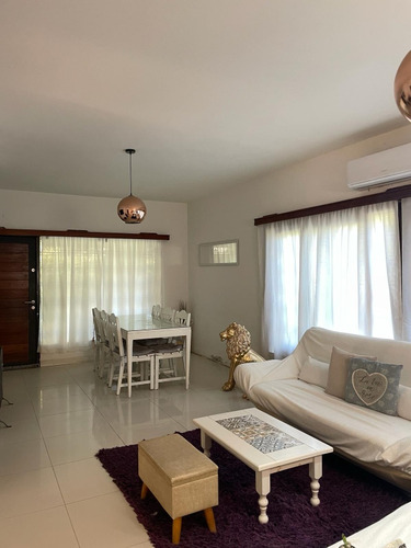 Casa En Floresta