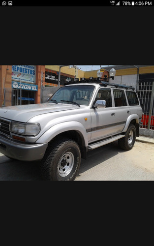 Imagen 12 de 15 de Toyota Burbuja Lan Cruiser