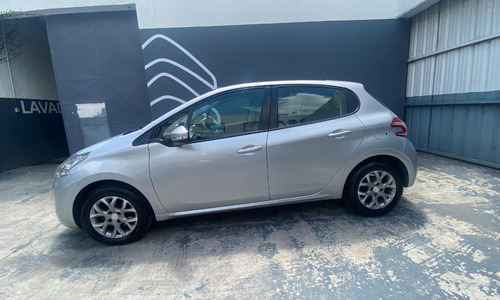 Peugeot 208 1.6 Allure Touchscreen