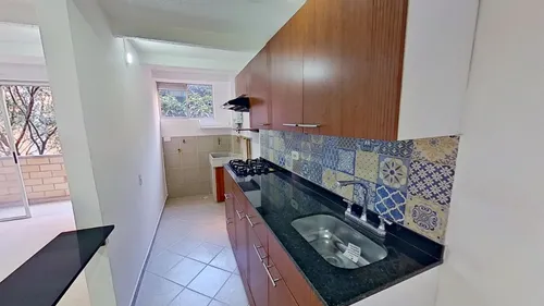 Venta En Loma De Los Bernal 66 M2. Medellín.