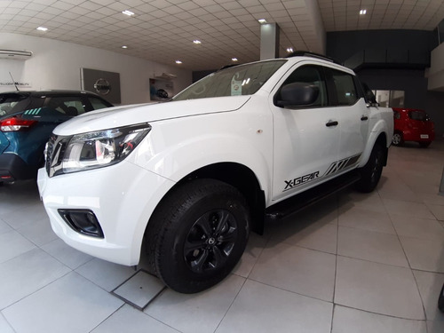 Nissan Frontier X Gear 4x4 At