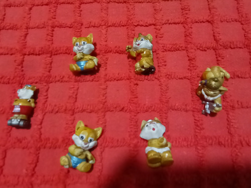 Colección Juguetes Huevos Kinder-gatitos (Usado)