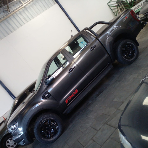Ford Ranger 3.2 Fx4 Cab. Dupla 4X4 Aut. 4P