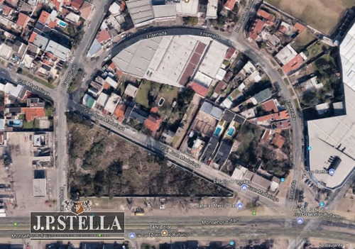 Fracción Industrial/comercial 5237 M² Frente A 3 Calles - Villa Luzuriaga