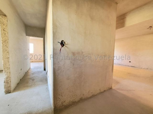 Imagen 14 de 30 de Apartamento En Venta Urb. Base Aragua, Av. Casanova Godoy, Maracay, 22-13289 Mv