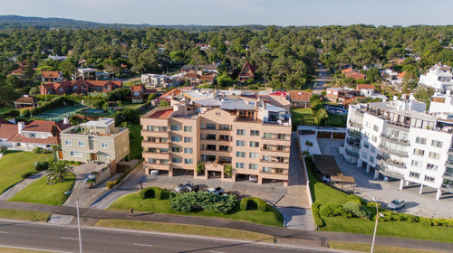 Oportunidad Venta Apartamento Mansa Pinares Punta Del Este