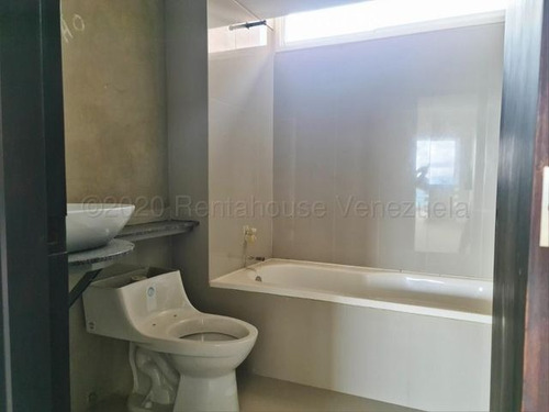 Apartamento Pent House En Venta En Los Campitos I, Son 636 Mts. Luis Infante 24-25198