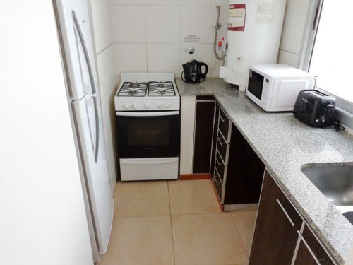 Imagen 3 de 10 de Alquiler Temporario De Departamento Monoambiente, La Plata