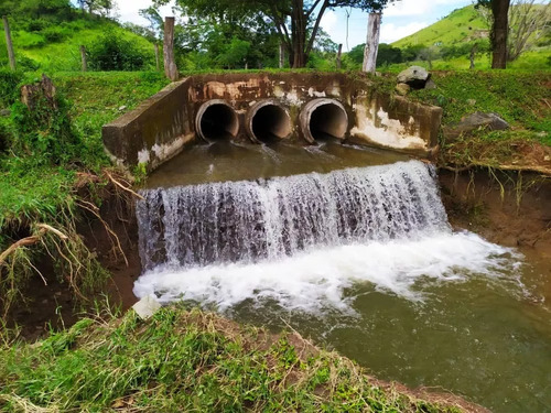 Venta Granja Integral Productiva Avicola Ganadera Y Minera Tinaquillo Edo. Cojedes Negociable Con Financiamiento Jm