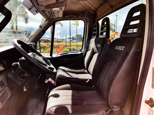 Iveco Daily 55c17cs 2013 3/4 Linha Viva = 8120, 710, 1016