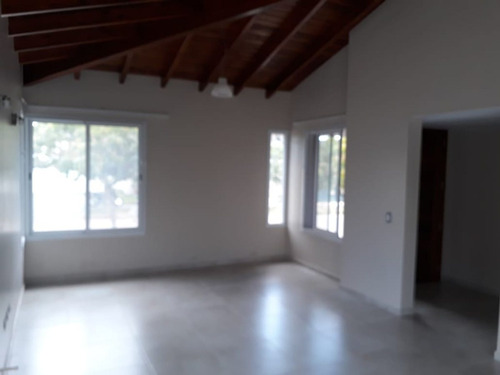 Alquiler,casa B. La Barraca.