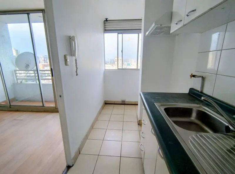 Imagen 5 de 20 de Metro Toesca Cocina Cerrada Con Terraza