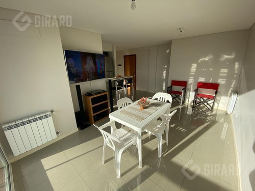 Imagen 4 de 30 de Departamento En Venta, Edificio Cronos, Zona La Perla.