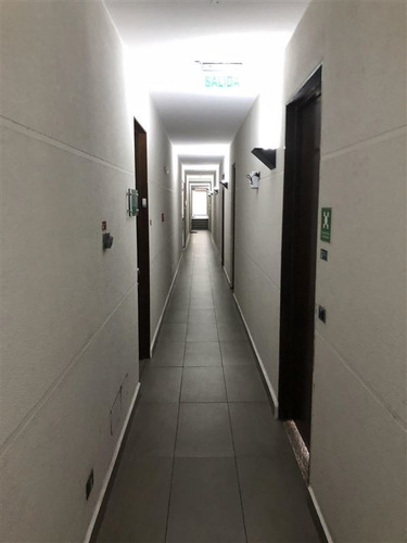 Oficina En Arriendo De 1 Privado En Las Condes