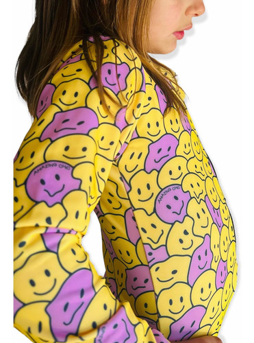 Imagen 2 de 5 de Malla Entera Niña Surf Uv Upf50+ Mangas Largas Emoji Smile