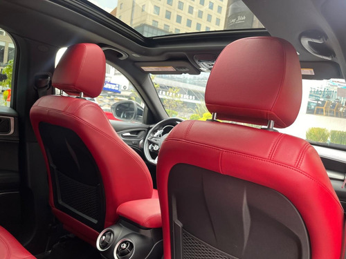 Alfa Romeo Stelvio 2.0L L4 Turbo Veloce Awd