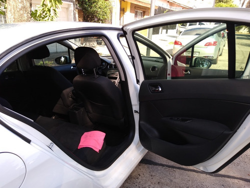 Peugeot 408 Hdi Allure 2014