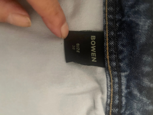 Pantalón De Jean Hombre Roto En Las Rodillas (Usado)