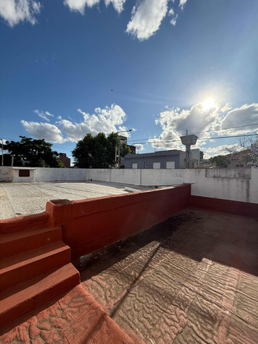 Casa 5 Ambientes Para Construcción / Remodelación Excelente Ubicación