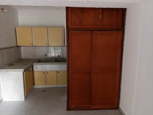 Imagen 3 de 4 de Apartaestudio En Arriendo La Palma 649-20899
