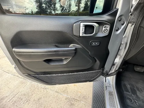 Jeep Wrangler 3.6 Sport