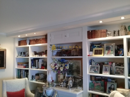 Apartamento En Muy Buena Ubicacion En Peninsula, De 3 Dor, 2 Baños Con Muy Linda Vista A La Ciudad Y El Mar.- Ref: 2027