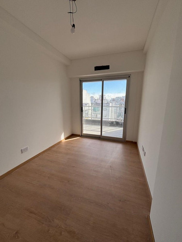 Venta 3 Ambientes Con Balcón Terraza Almagro