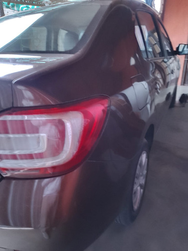 Renault Logan 1.6 Expression 85cv