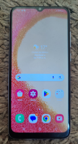 Samsung Galaxy A04e, 64 Gb De Memoria Y 3+4 Gb Ram, Libre Para Cualquier Compañía, Funciona Todo Bien, Estética Bastante Aceptable Azul Claro (Usado)