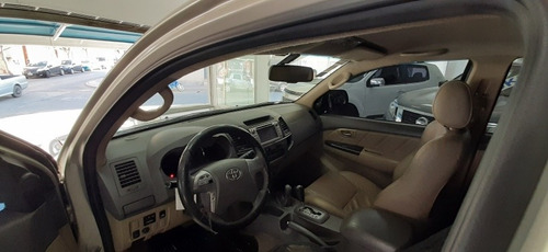 Toyota Sw4 3.0 Srv Cuero I 171cv 4x4 5at 2013