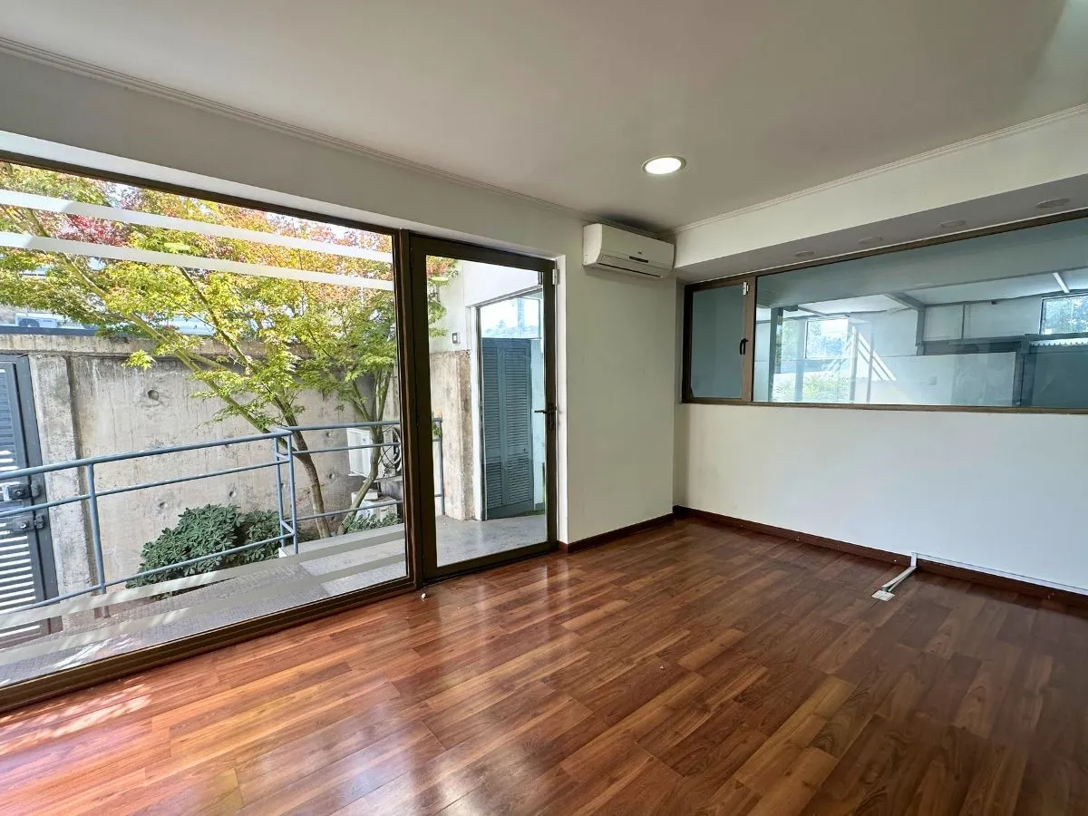 Imagen 3 de 13 de Casa Con Patente Comercial - Oficina - Alto Las Condes