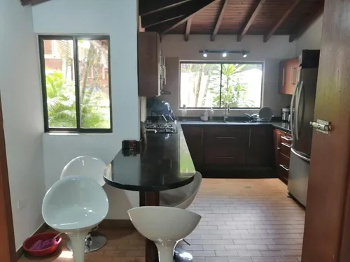 Casa Campestre Amoblada En La Buitrera Cali