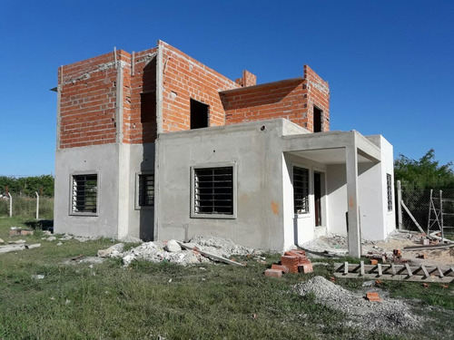 Imagen 2 de 5 de Arquitecta Fabiana Saravia Matriculada - Planos Municipales