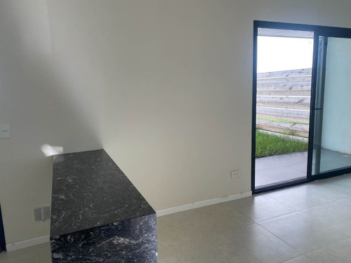 Venta Duplex 3 Amb.lujan A Estrenar Fondo Parrilla