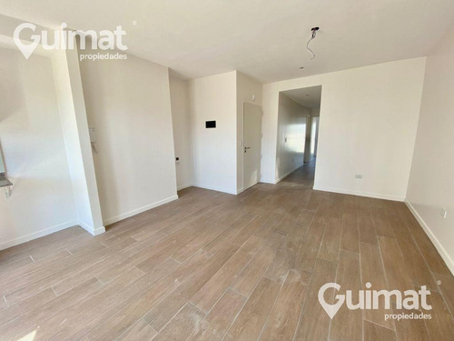 Imagen 12 de 15 de 3 Ambientes A Estrenar. Gascon Al 900 * Se Vende Con Renta *
