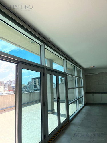 Edificio Comercial En Microcentro Con Frente A Av. 9 De Julio
