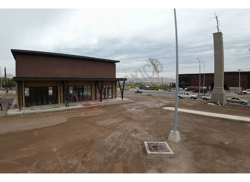 Local En Renta De 302.50 M2 En $116,462 En Plaza Pastizal En La Unión Ganadera De Chihuahua Km 8...