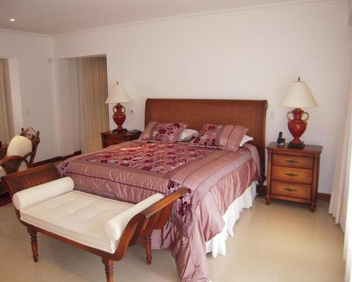 Imagen 6 de 11 de Casa En Alquiler Por Temporada De 7 Dormitorios O Mas En Playa Brava