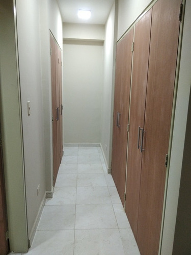 Imagen 15 de 19 de Angela Betancourt Alquila Apartamento En El Trigal Norte Valencia Ata- 04125067379 04244900499