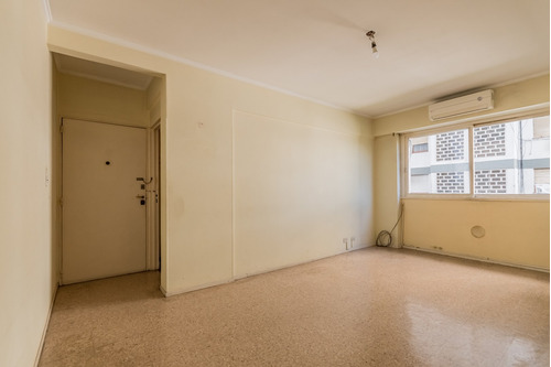 Departamento De 4 Ambientes En Venta, Temperley