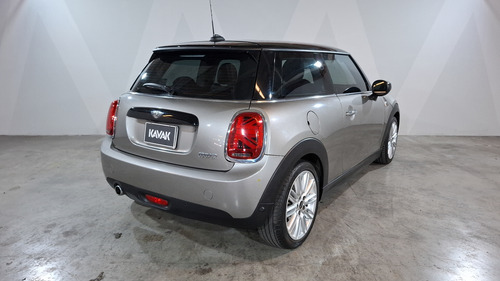 Mini Cooper 1.5 COOPER PEPPER DCT